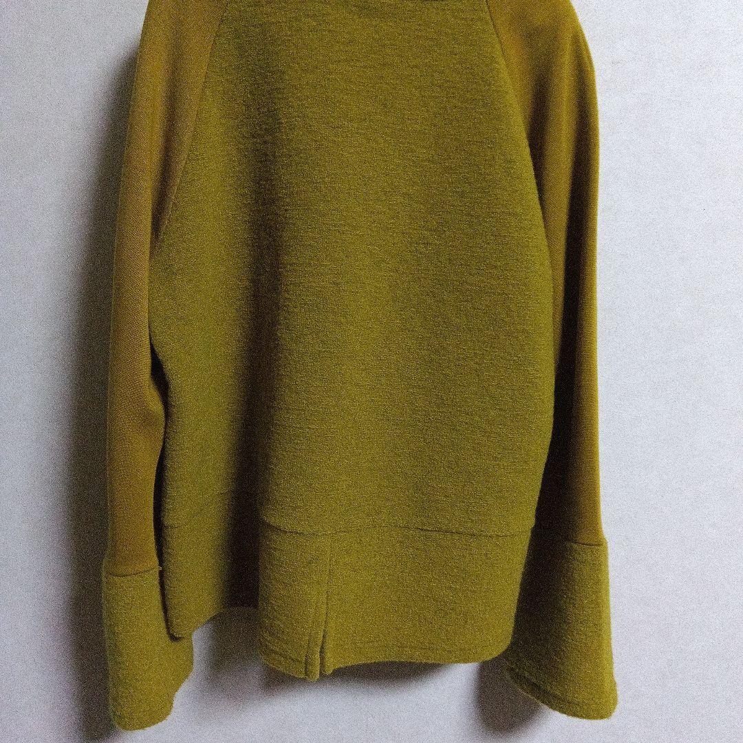 オリーブグリーン長袖カットソー