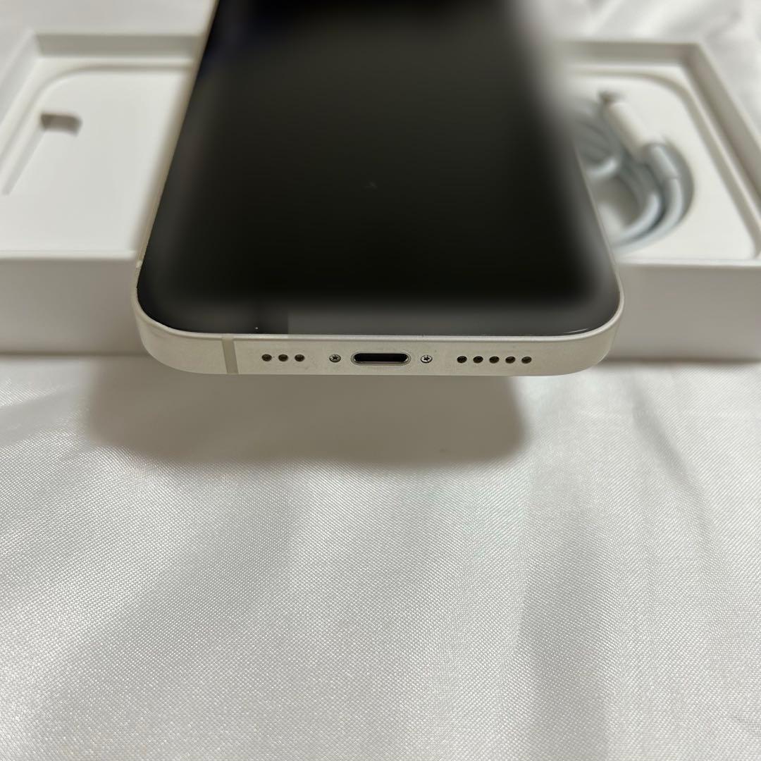 iPhone13　128GB　ホワイト本体