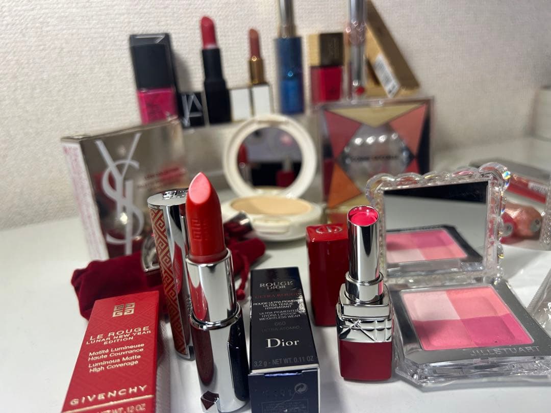 デパコス コスメ まとめ売り Mac イヴサンローラン ランコム　新品あり