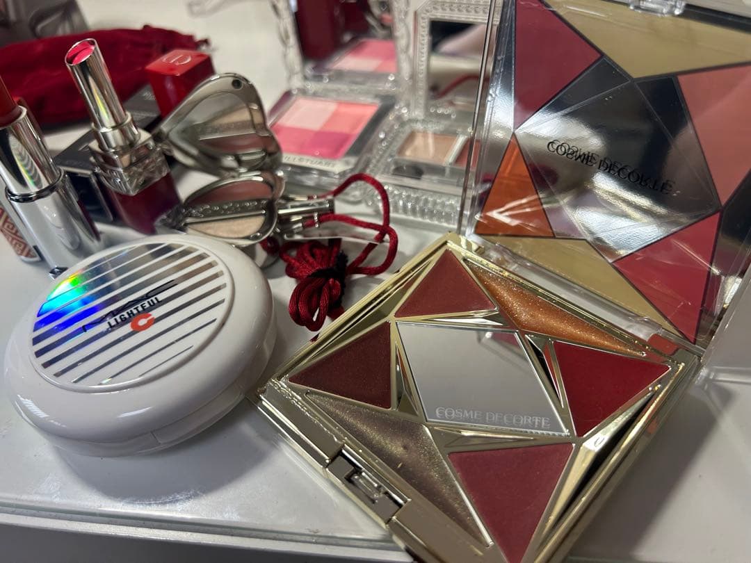 デパコス コスメ まとめ売り Mac イヴサンローラン ランコム　新品あり