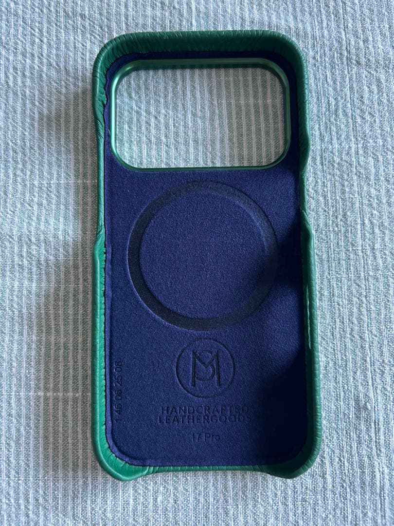 iPhone17Proケース MAISON de SABRÉ グリーンレザー