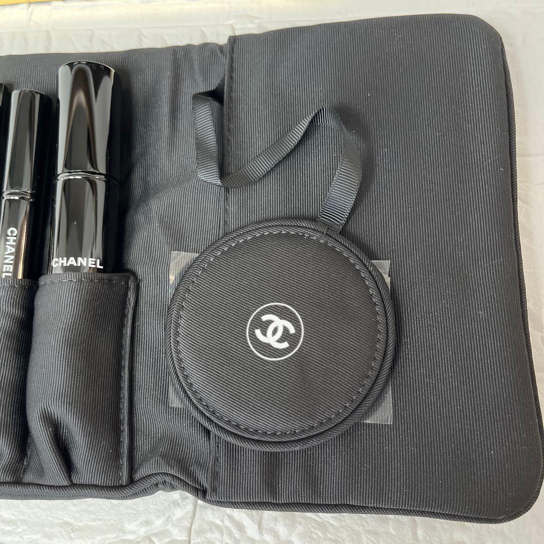本日限定値下げ✨新品未使用品✨CHANEL 限定品　メイクブラシセット