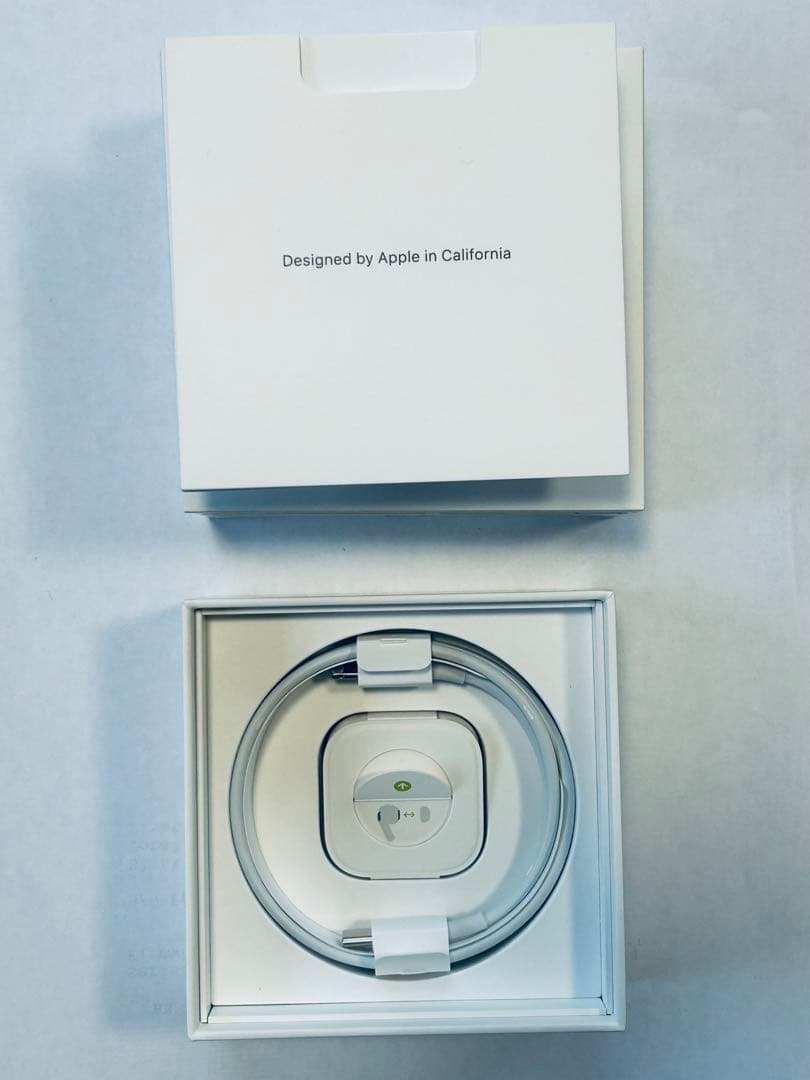 イヤホン AirPods Pro with Wireless Charging Case