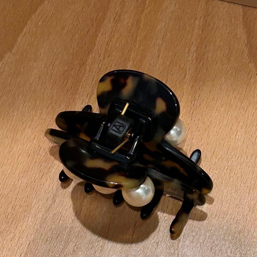 新品未使用　ALEXANDRE DE PARIS ヘアクリップ　パール