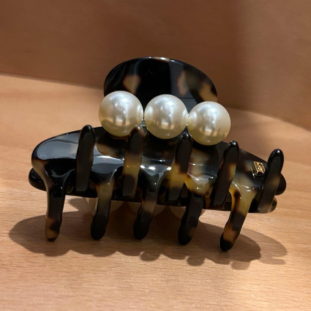 新品未使用　ALEXANDRE DE PARIS ヘアクリップ　パール