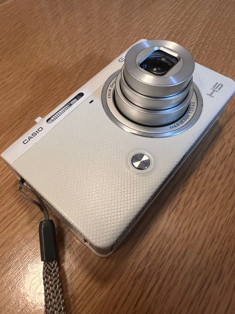 極美品CASIO EXILIM EX-ZR50 白 自撮り Wi-Fi デジカメ