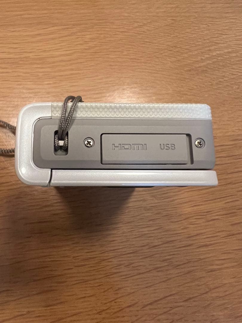 極美品CASIO EXILIM EX-ZR50 白 自撮り Wi-Fi デジカメ