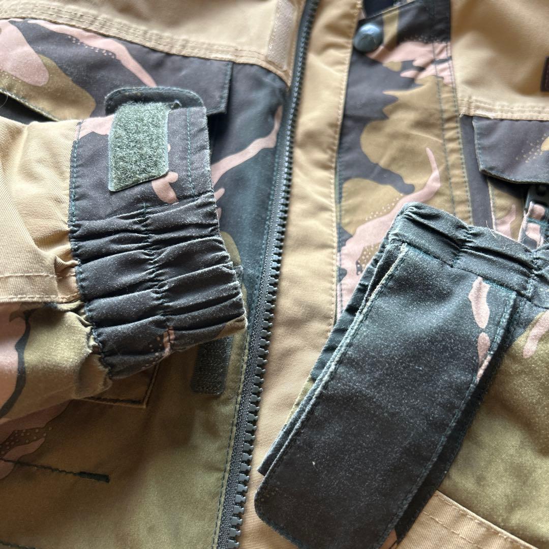 BURTONスノーボードウェアキッズ　S