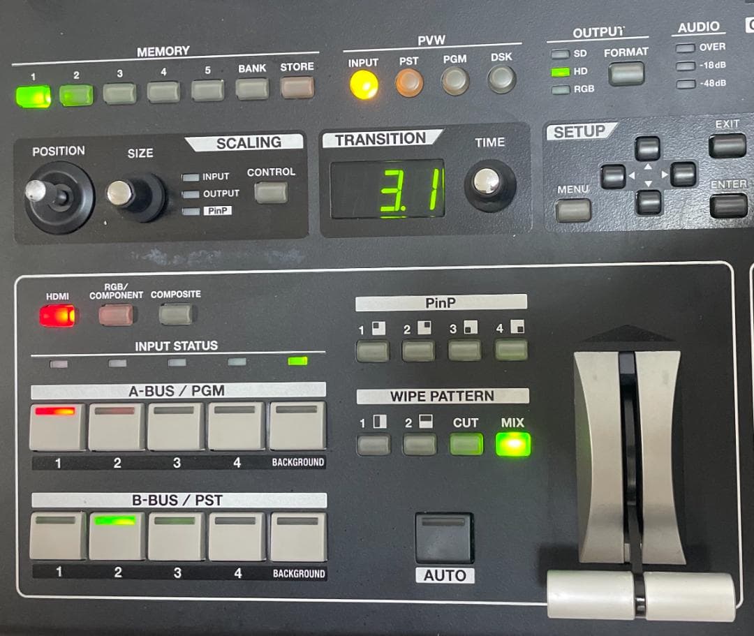 Roland ローランド V-40HD マルチフォーマットビデオスイッチャー