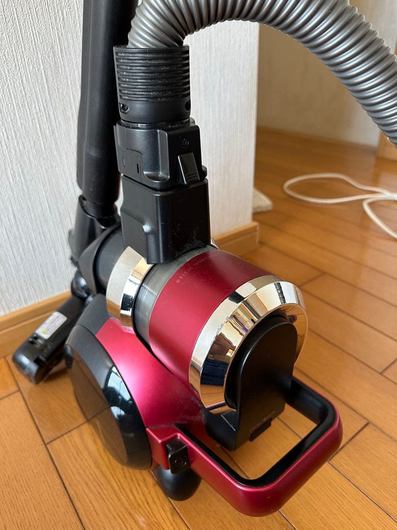 ジャンク品掃除機TOSHIBA VC-KSG71(R)