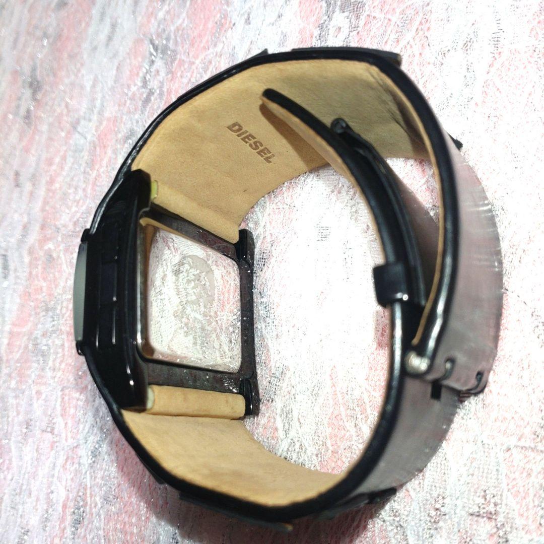 ✨新品電池☆稼働美品✨DIESEL✨ディーゼル　デジタル腕時計　DZ-7066