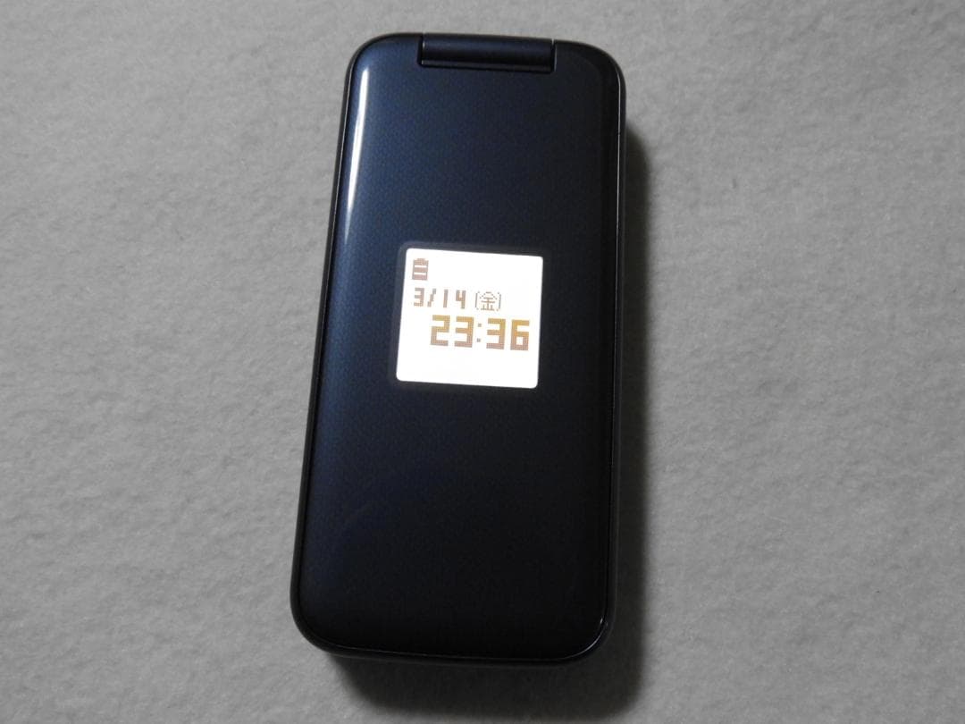 良品 富士通 らくらくホン F-01M ネイビー docomo 4G LTE