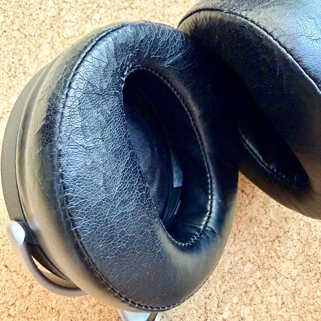 ハイレゾ音源対応のSONY製有線ヘッドホン「MDR-Z7」