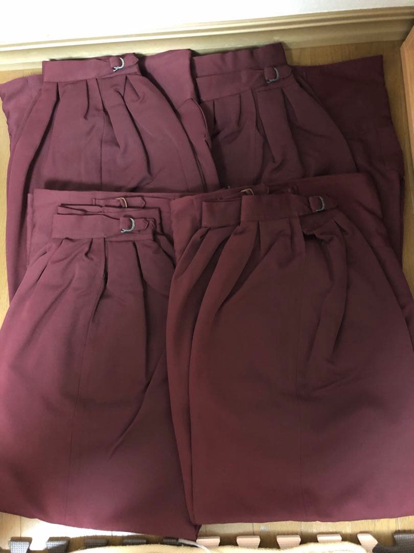 ⭐︎日本製⭐︎三つボタンニッカ【エンジ】17本