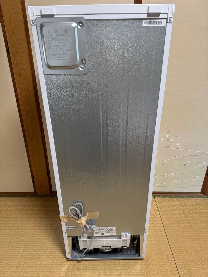 【美品】SHARP 冷蔵庫 2ドア SJ-D18J-W