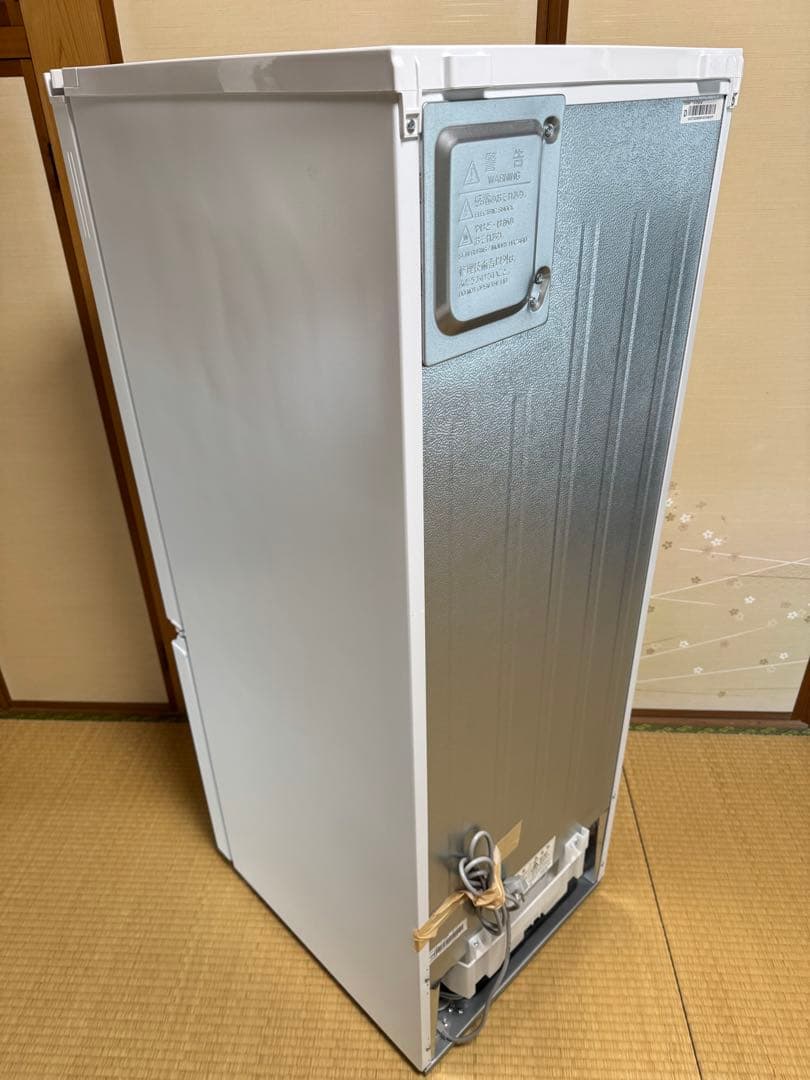 【美品】SHARP 冷蔵庫 2ドア SJ-D18J-W