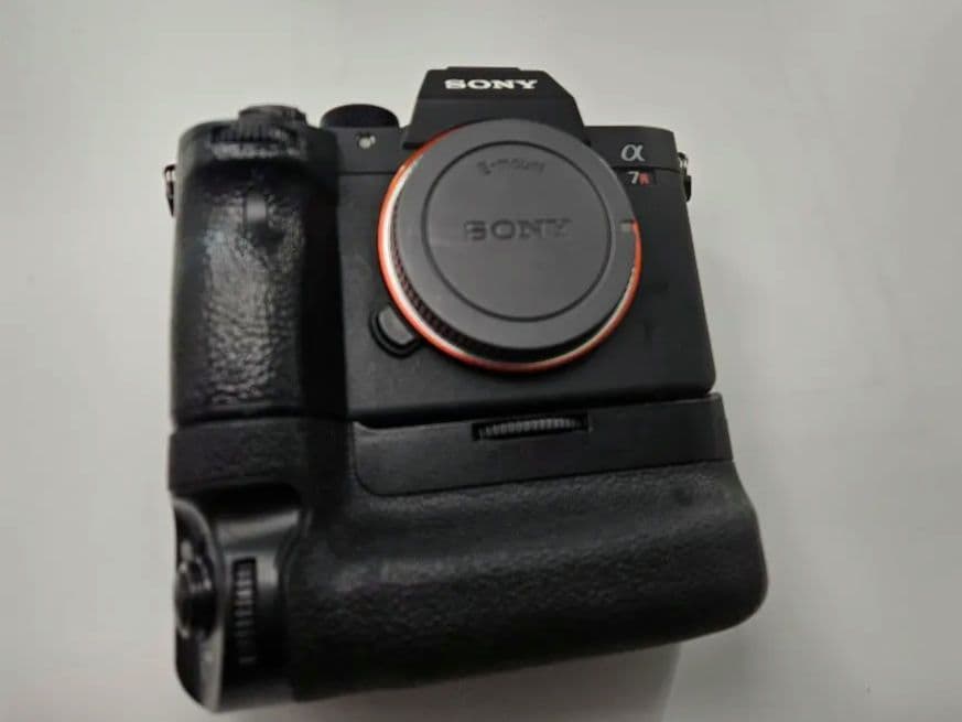 SONY 7R III ボディ ILCE-7RM3【おまけ付き】