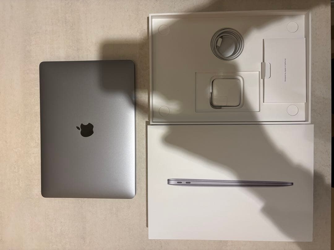 Apple MacBook Air M1 スペースグレー 本体