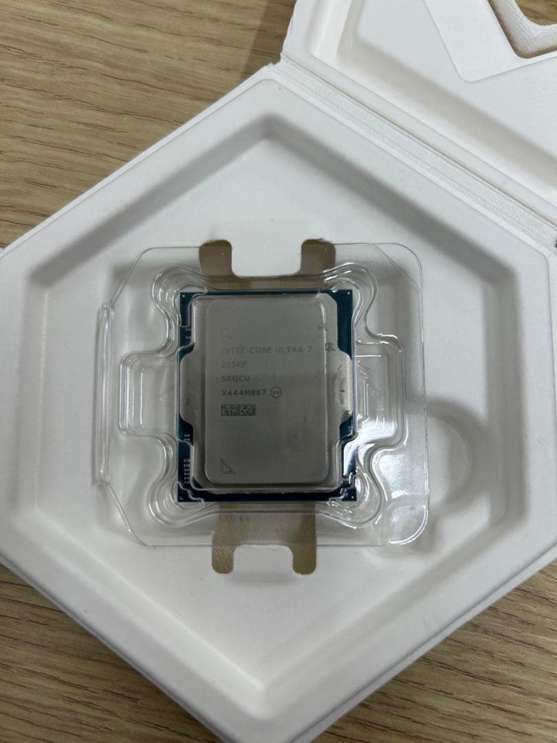 Intel Core ultra7 265K 箱無し