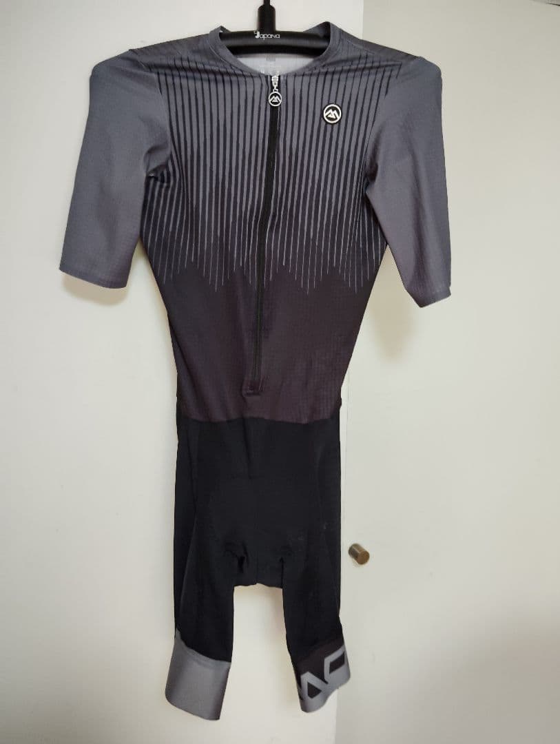 ◎フライス盤MORETHAN エアロレーサーワンピースグレー/ブラック