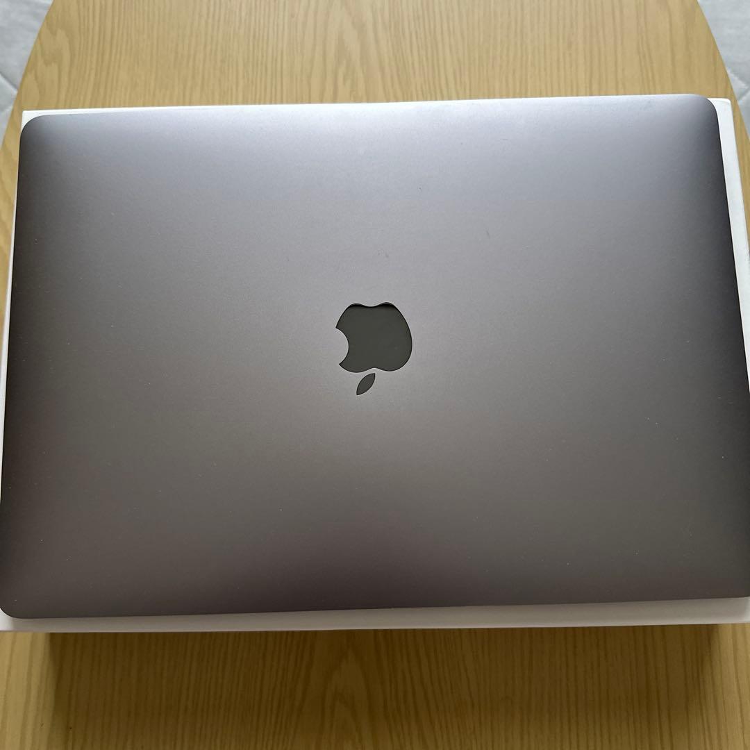 MacBook Air M1 2020 8GB/256GB 13インチ
