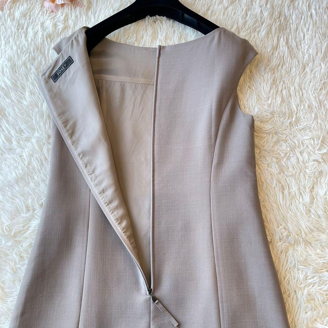 極美品 FOXEY 2021年 GoldButton ワンピース ベージュ 38