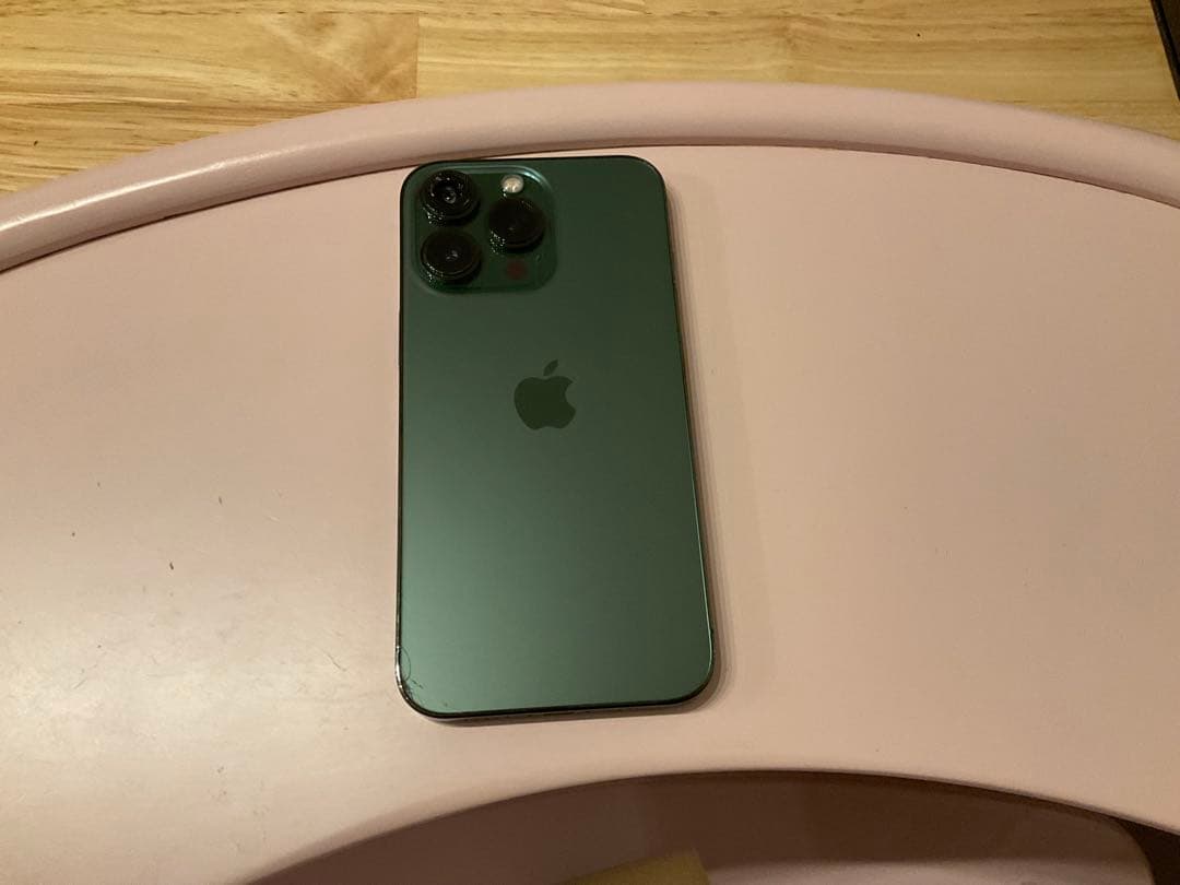 Apple iPhone 13 Pro アルパイングリーン(限定色)