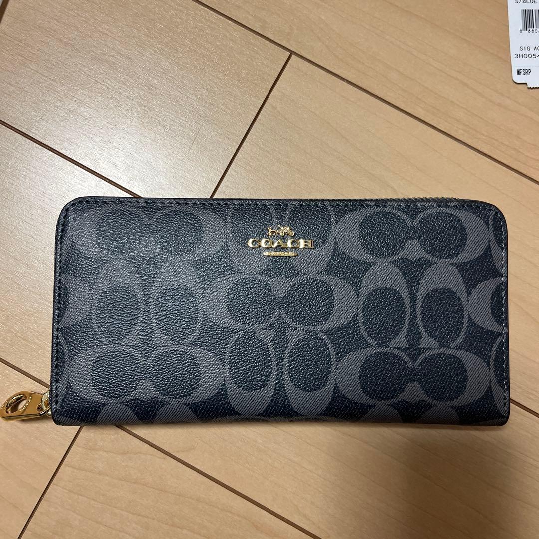 COACH ブルー長財布