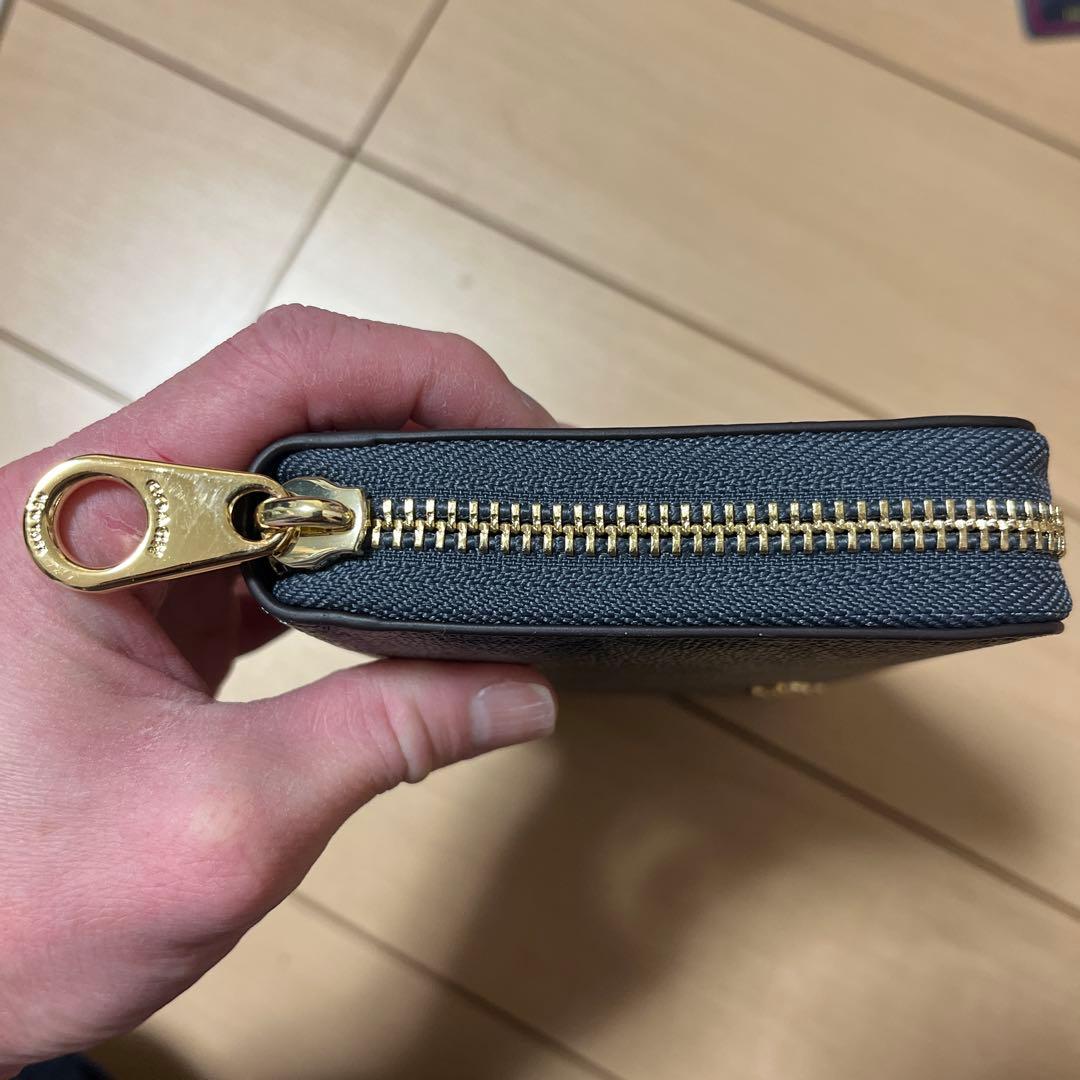 COACH ブルー長財布