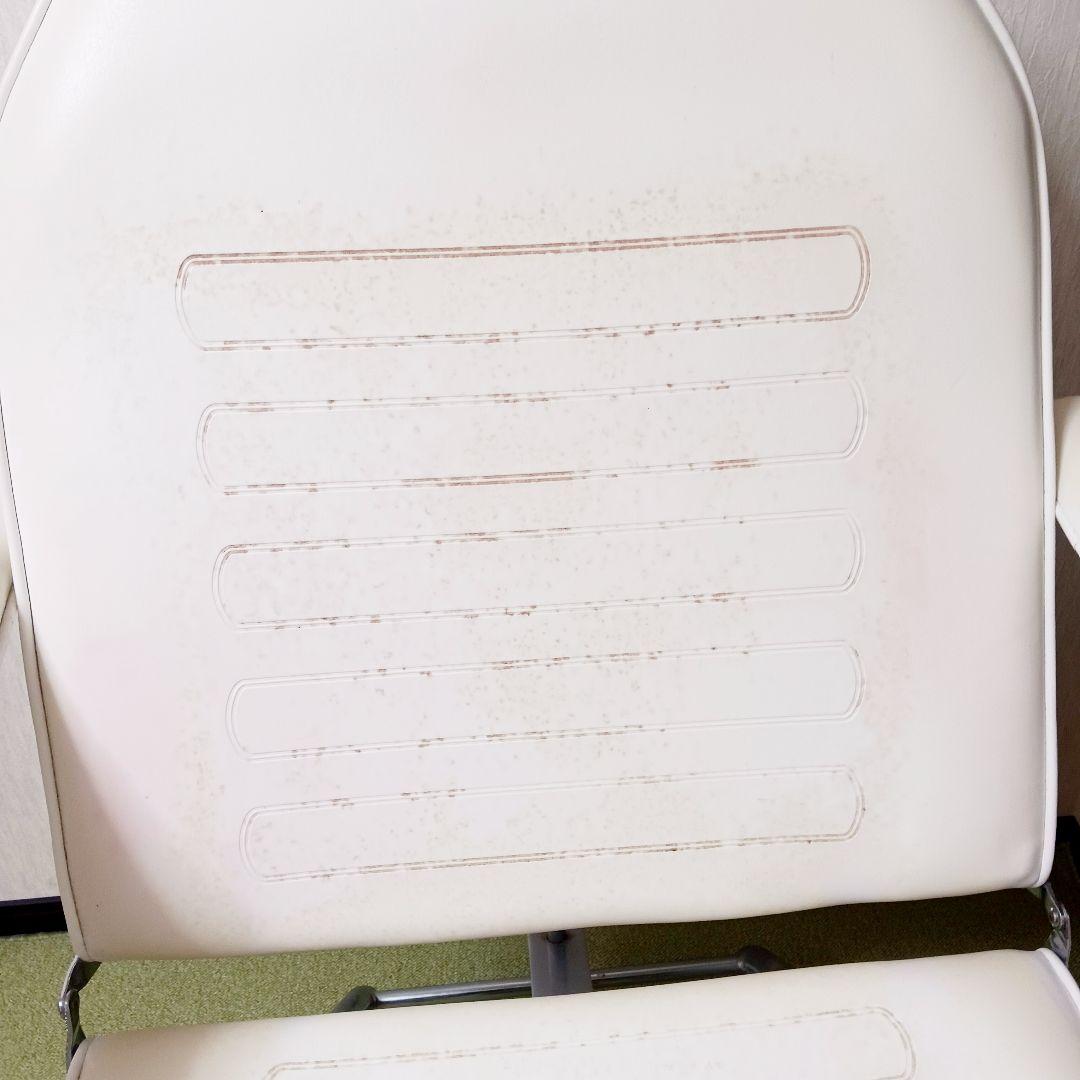 ホワイトエステベッド