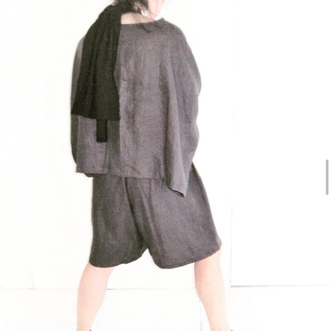 emerald thirteen リネンセットアップ