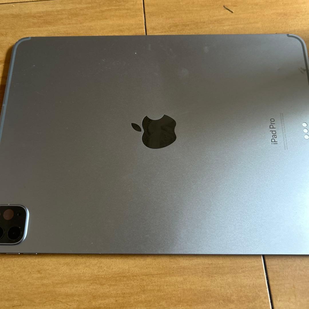 ジャンク！部品取り用Apple iPad Pro 第４世代　2TBスペースグレー