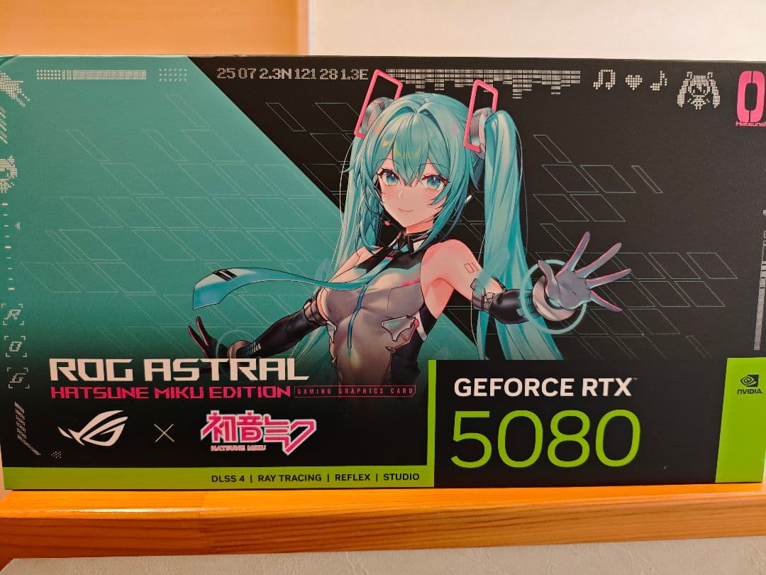 グラフィックボード・グラボ・ビデオカード ROG ASTRAL HATSUNE MIKU EDITION RTX 5080