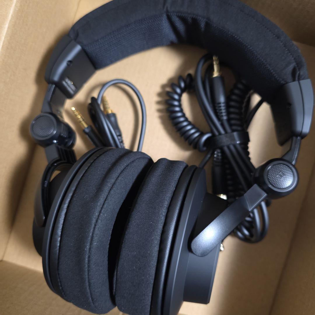 ヘッドホン ULTRASONE Signature Pure Black