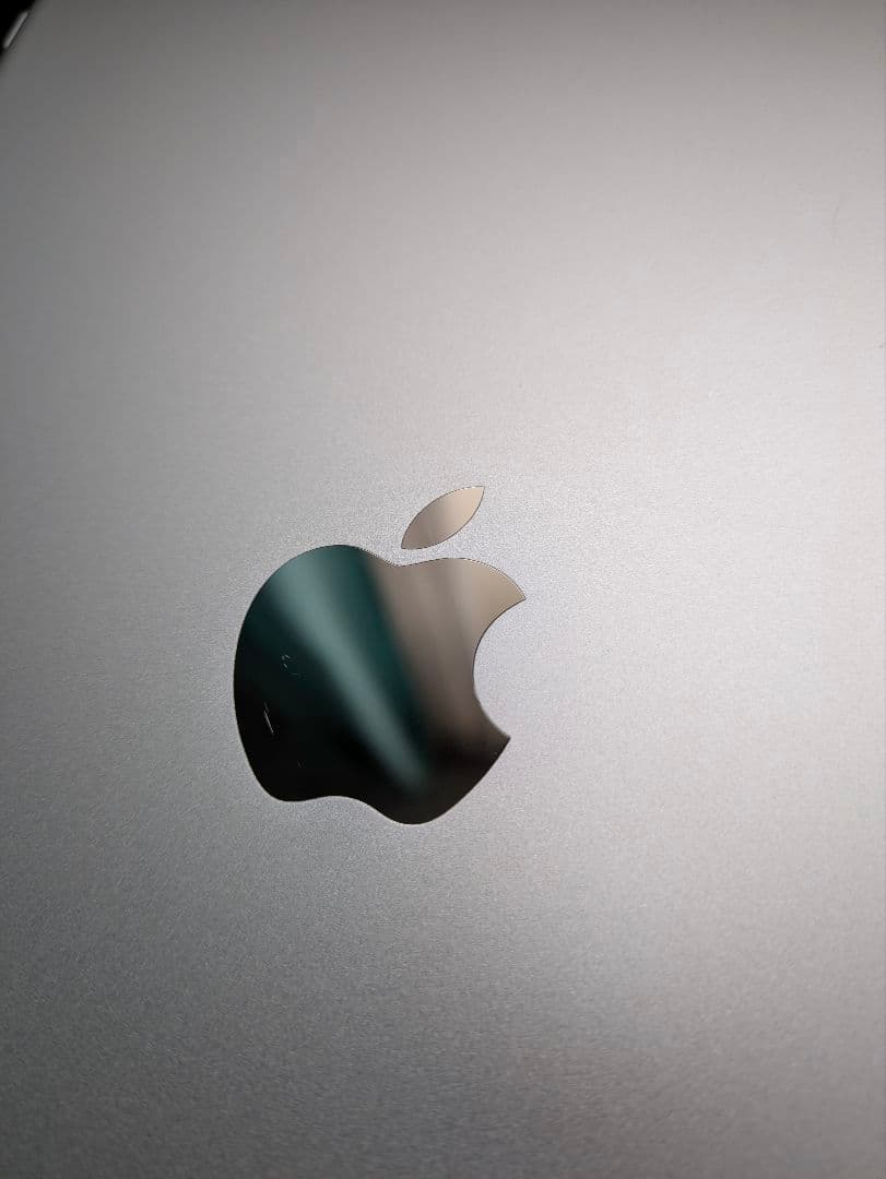 L*a様 iPad 第7世代 32GB Wi-Fiモデル・動作良好・ スタンド機