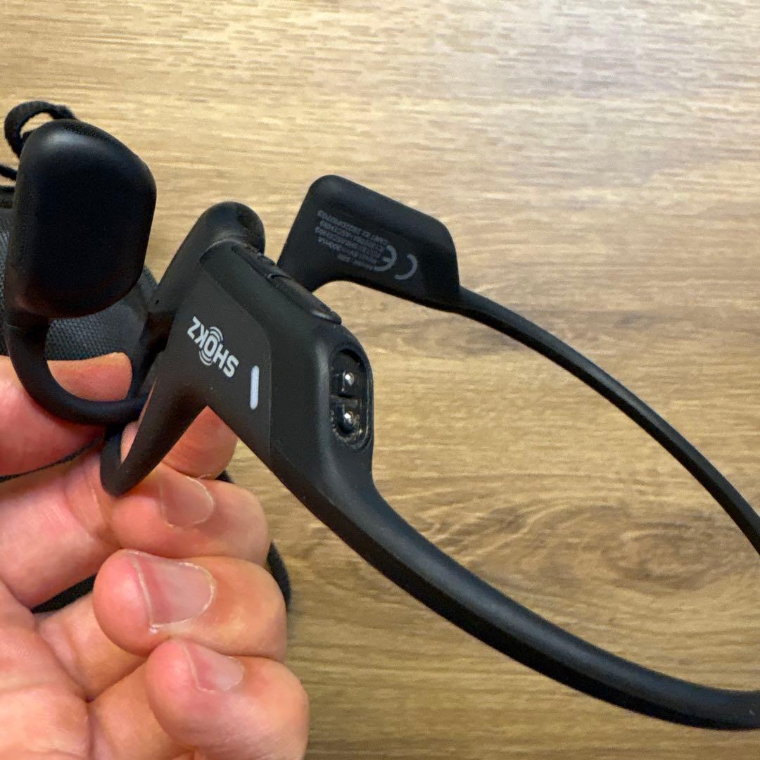 p*s様 Shokz (ショックス) OpenRun Mini 骨伝導イヤホン