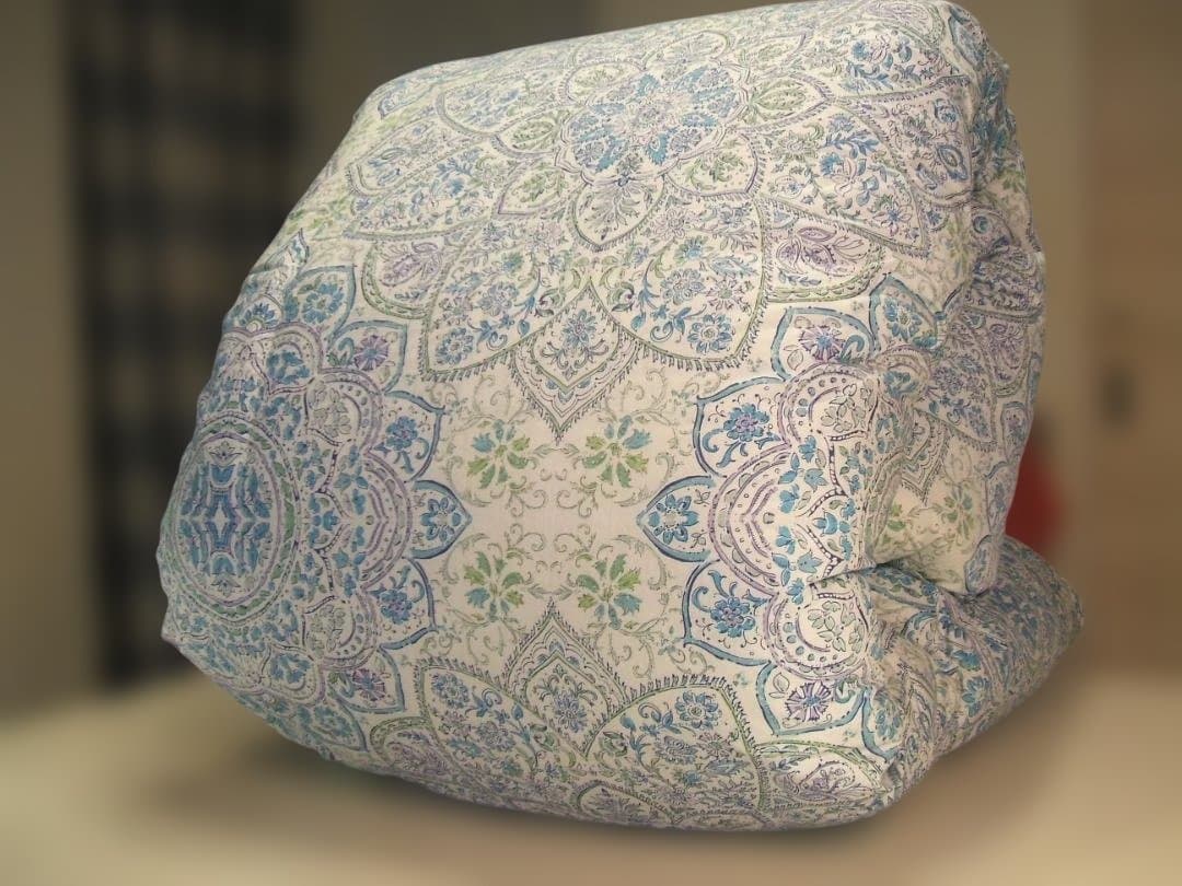 新品【六つ星】ブラックラベル＊フランス産９５％増量１，２キロ＊二層羽毛布団ＳＢ