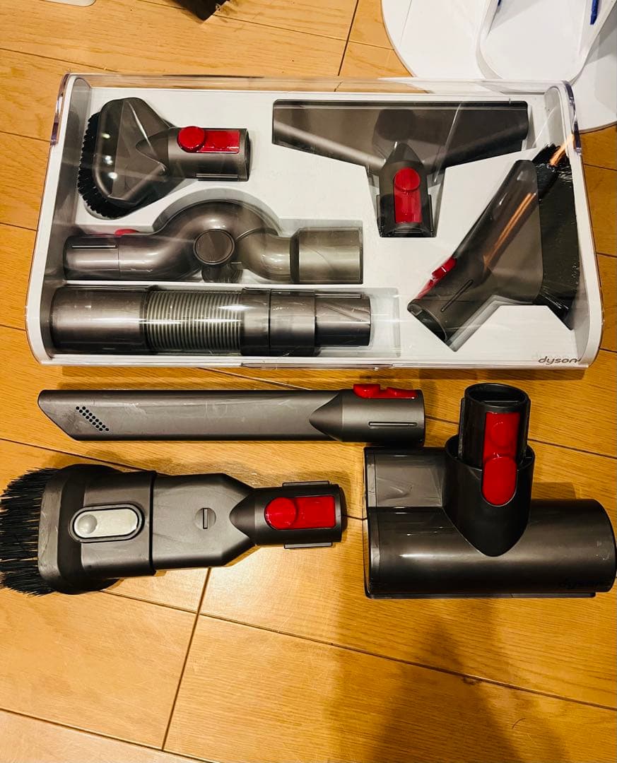 湯Dyson v10 sv12 本体　 フロアドック お掃除ツール　セット