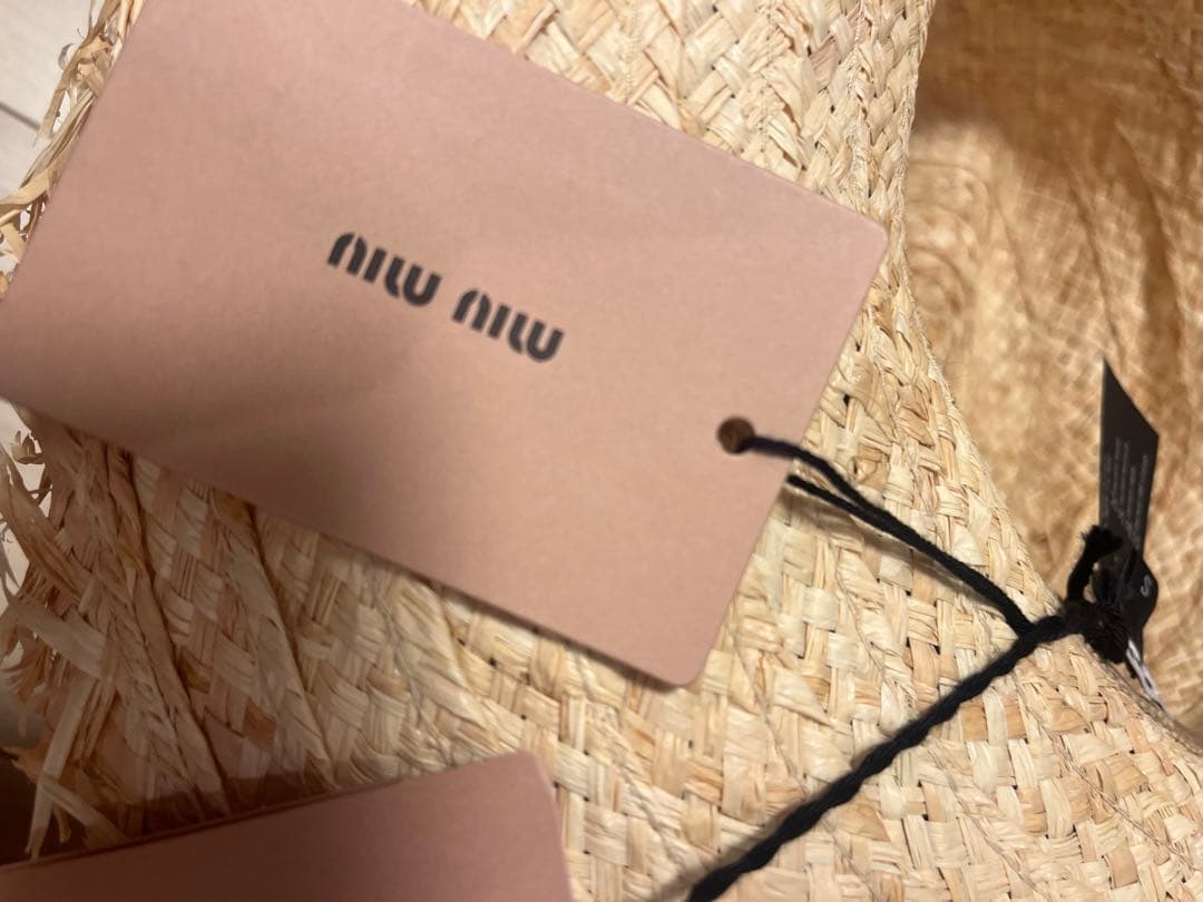 【 miu miu 】ストローハット
