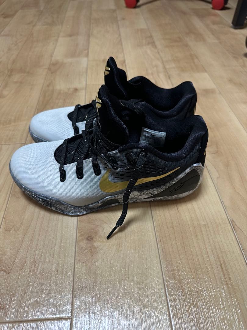 コービー9 Kobe 9 Low Protro EM Mambacita