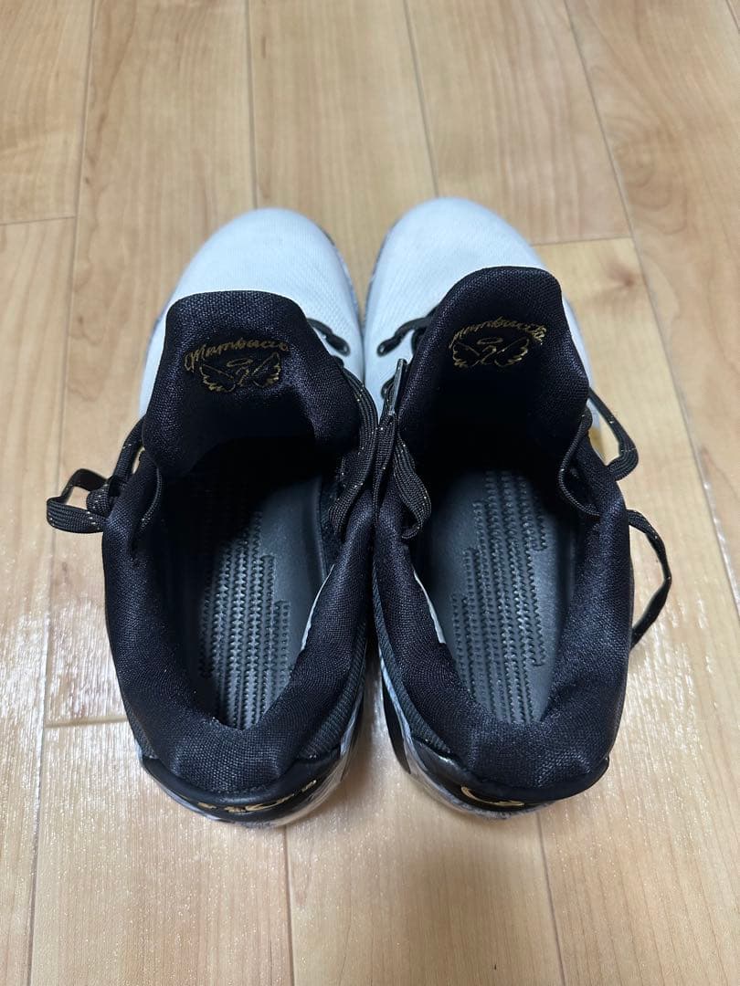 コービー9 Kobe 9 Low Protro EM Mambacita