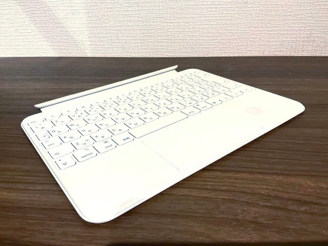 Magic Keyboard Folio iPad（A16）用 日本語版　美品