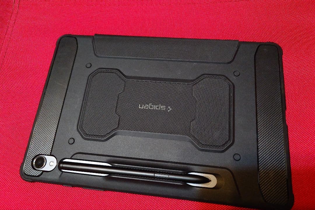 GALAXY tab s9　spigenカバー付き