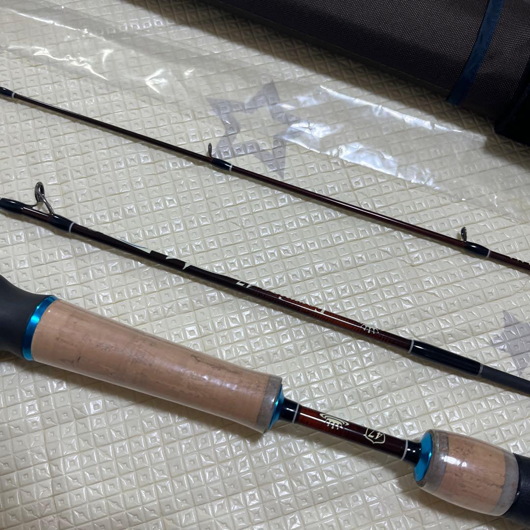 ツララ　BOMBADA Formiga 47 ボンバダ フォルミーガ 47