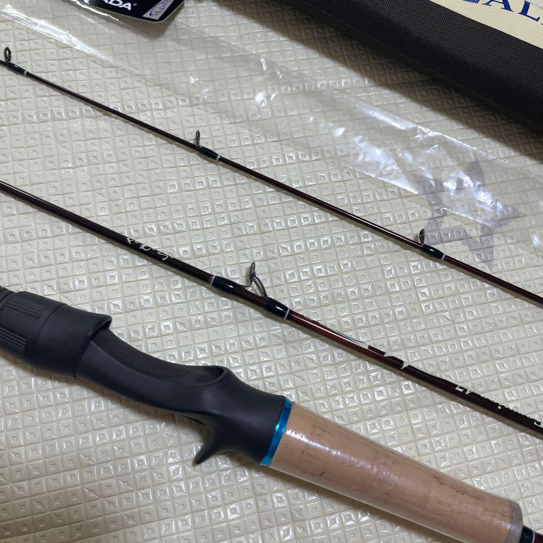 ツララ　BOMBADA Formiga 47 ボンバダ フォルミーガ 47