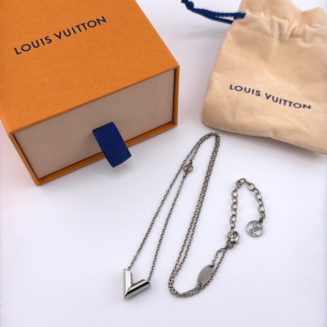 【美品】ルイヴィトン ネックレス コリエ エセンシャルV シルバー