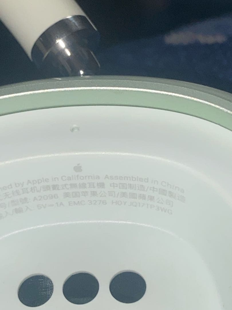 AirPods MAX グリーン