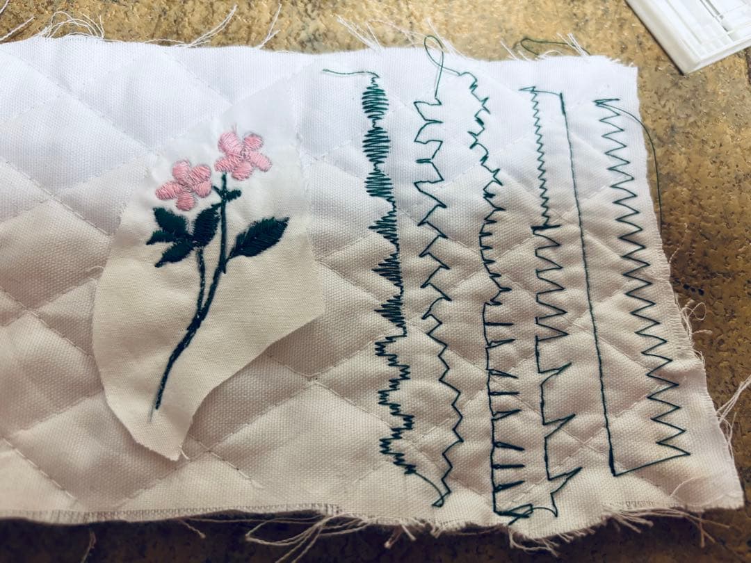 ジャノメ エクセル.フリーモーション刺繍もできるレトロミシン、清掃整備済み