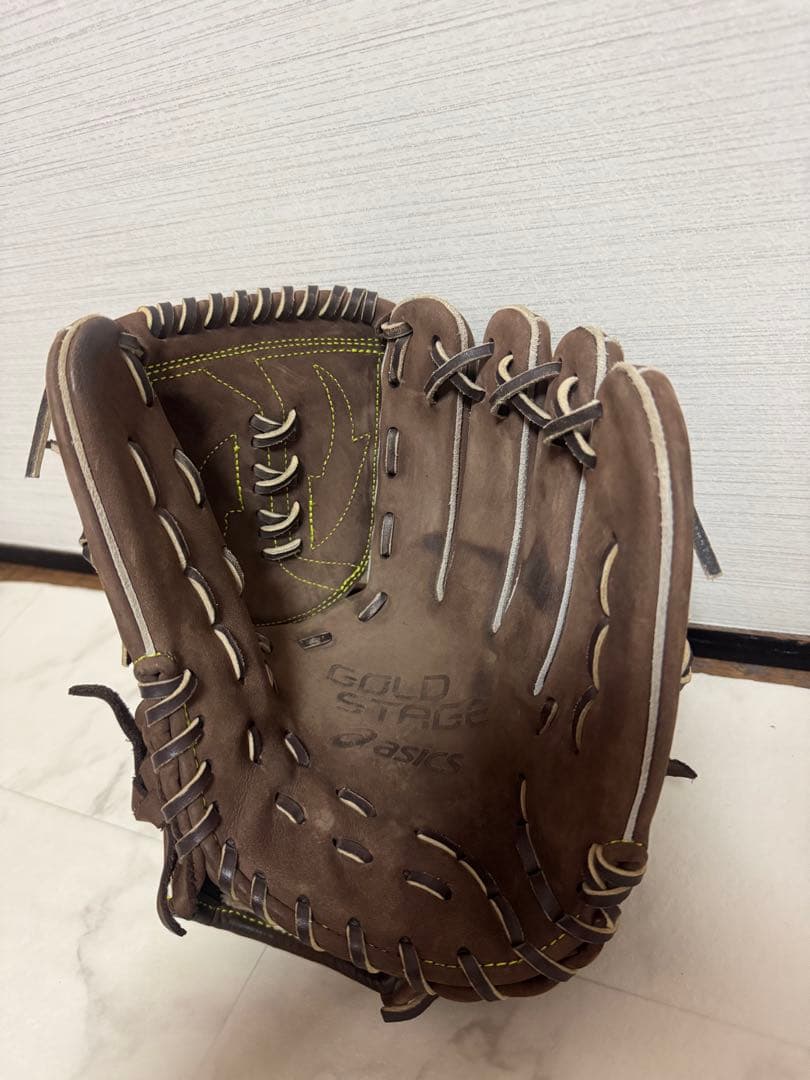 アシックスゴールドステージ　軟式投手用　ヌバック