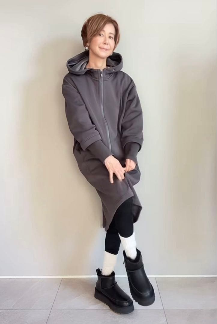 イシカワラボ★ヒトミ 裏ミンク調起毛ソフトダンボールフーディーロングコート